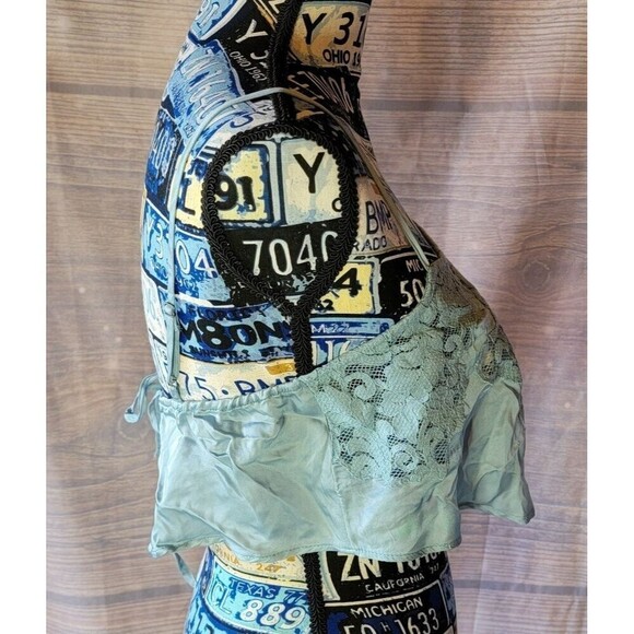 Out From Under By Urban Outfitters Lace Top - Picture 5 of 8